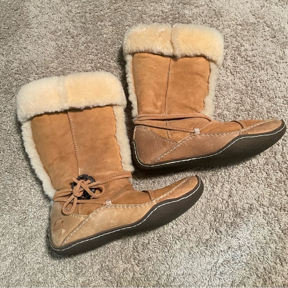 Sorel Kaska boots - size 8